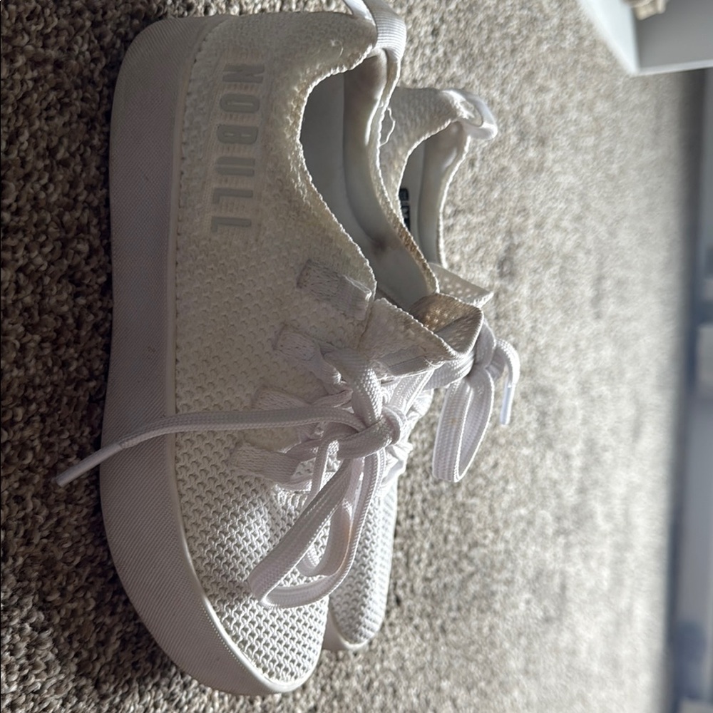 NOBULL White Sneakers Modern Design Breathable